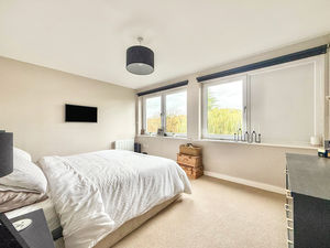 Photo 16- click for photo gallery